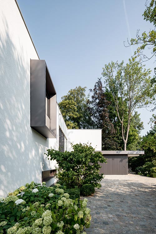 Spacious, modern house in Munich, Germany by Architect Stephan Maria Lang