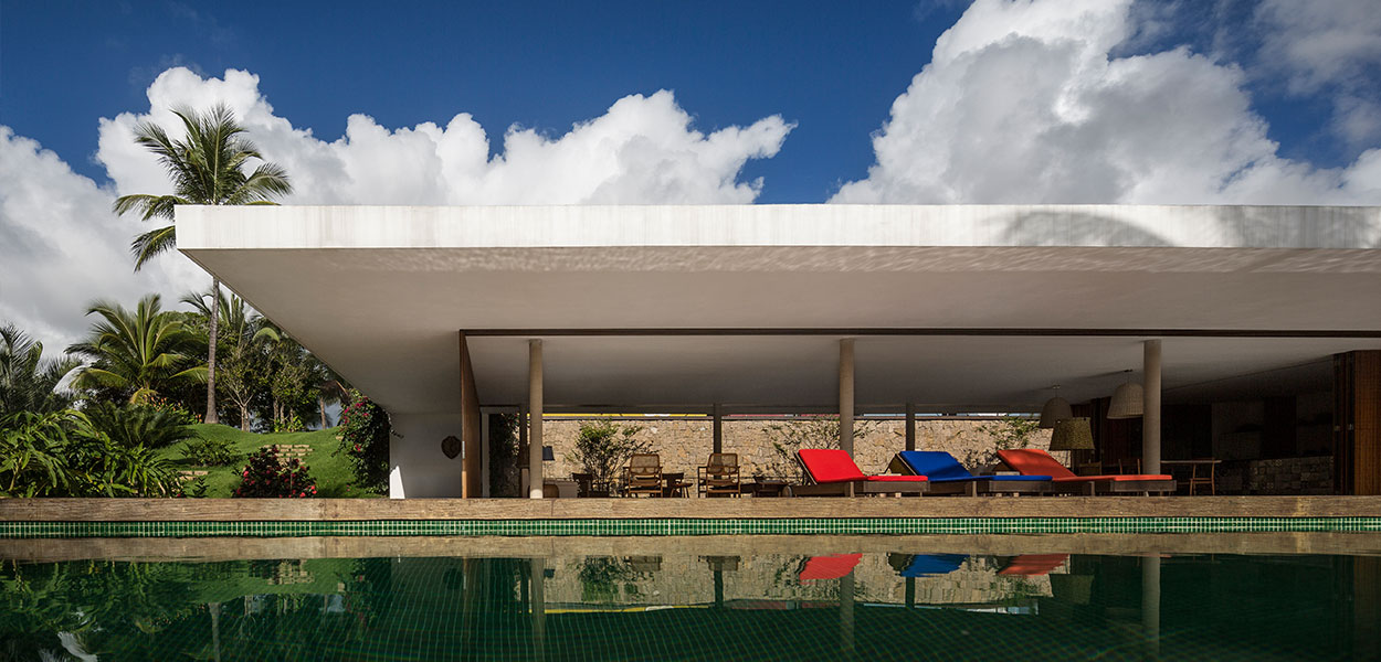 Casa Txai by Studio MK27: Striking modern house with amazing ocean views in Itacare, Brazil