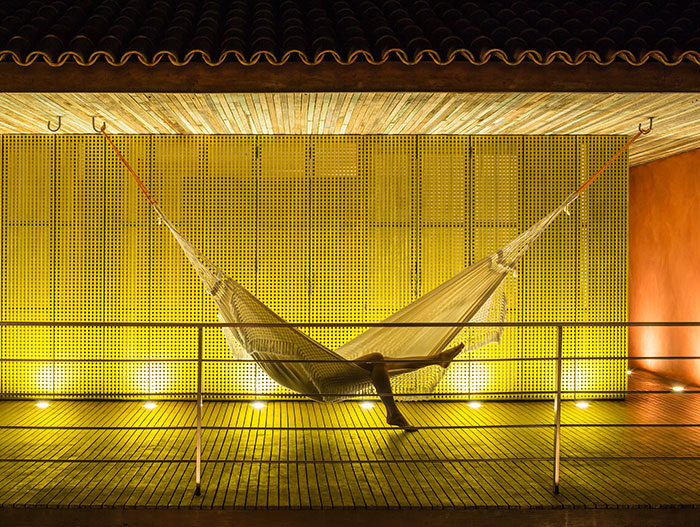 Striking modern house by Studio MK27 in Brazil - hammock