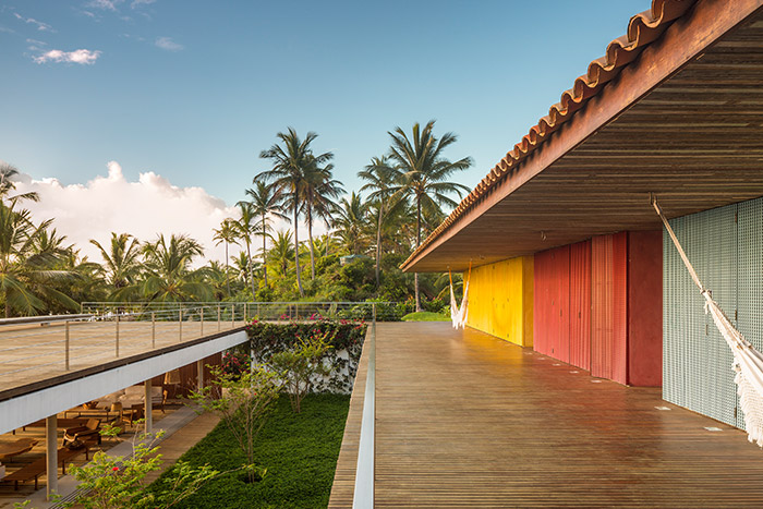 Striking modern house in Itacare, Brazil with amazing views of the Atlantic Ocean by Studio MK27