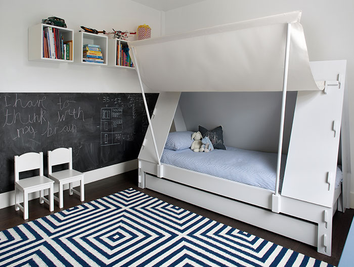 Beautiful, unique kids room design idea in a renovated house in London