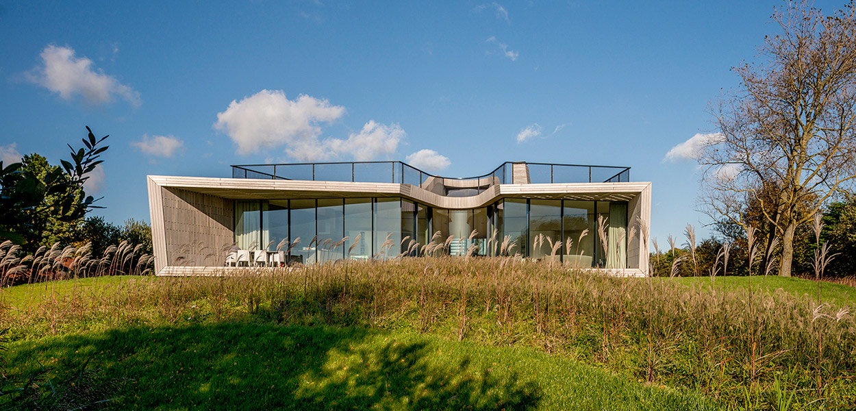 W.I.N.D House exterior by UNStudio - spectacular contemporary smart home in Noord-Holland, The Netherlands