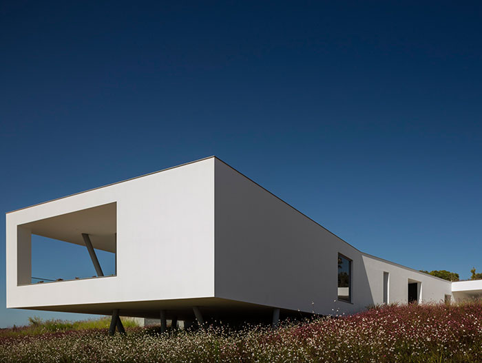 Modern architecture - modern Zauia House offers amazing views of Lagos Bay, Portugal